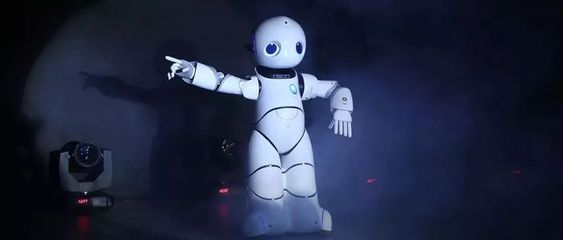 4月起，智能機器人研發將重塑洛陽城市生活